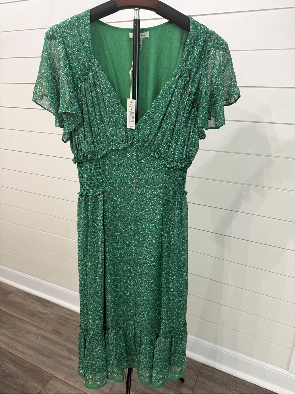 Max Studio Green Floral Midi Dress with Ruffled V-Neck